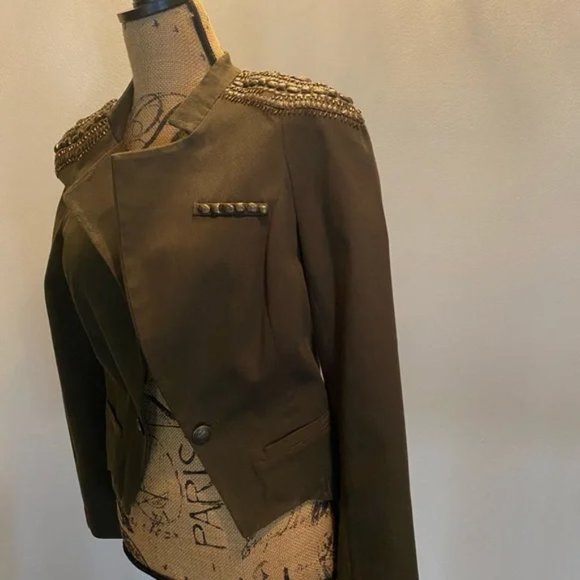 New LaROK Luxe corporal military embellished shoulder padded epaulette blazer